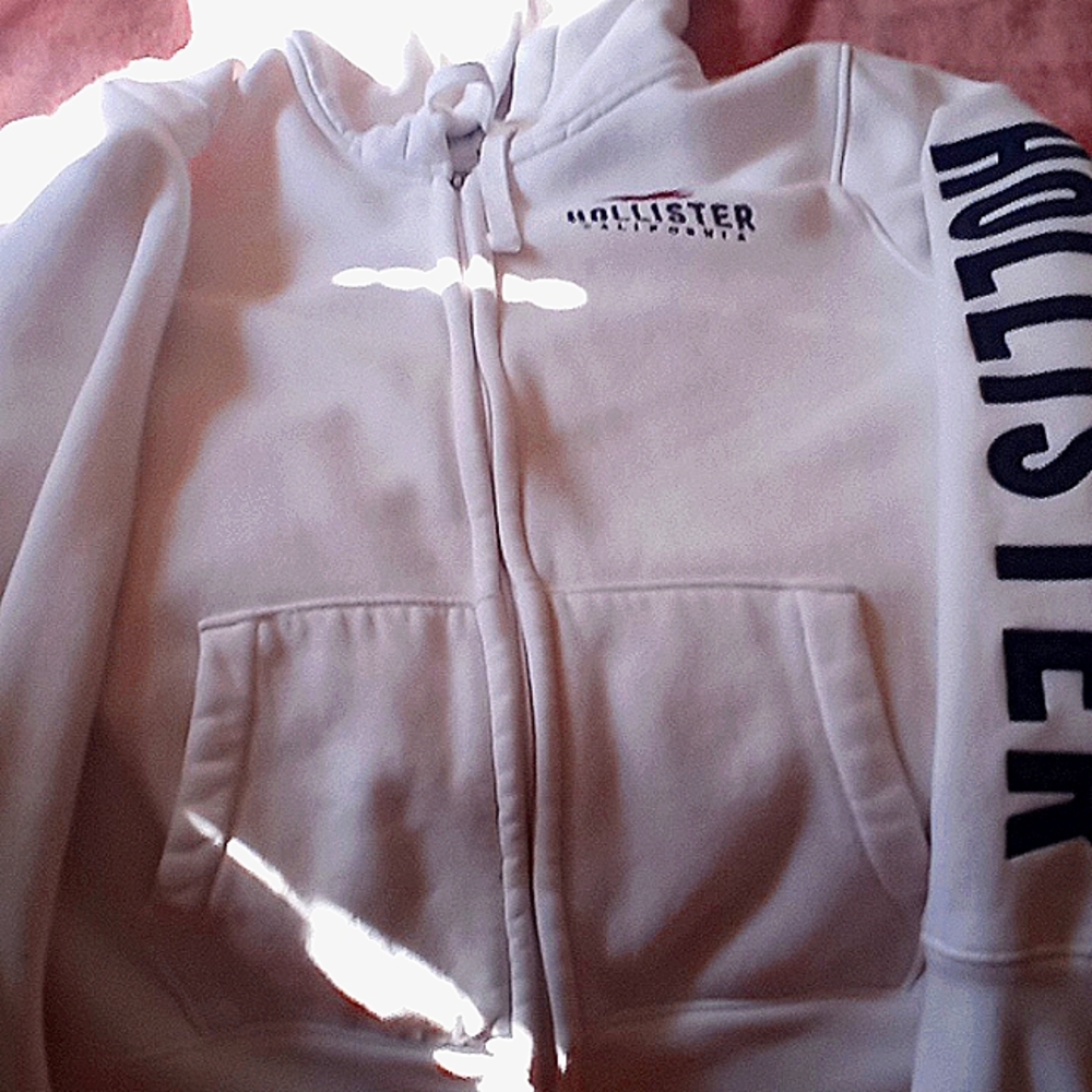 I am selling a hoodie from Hollister